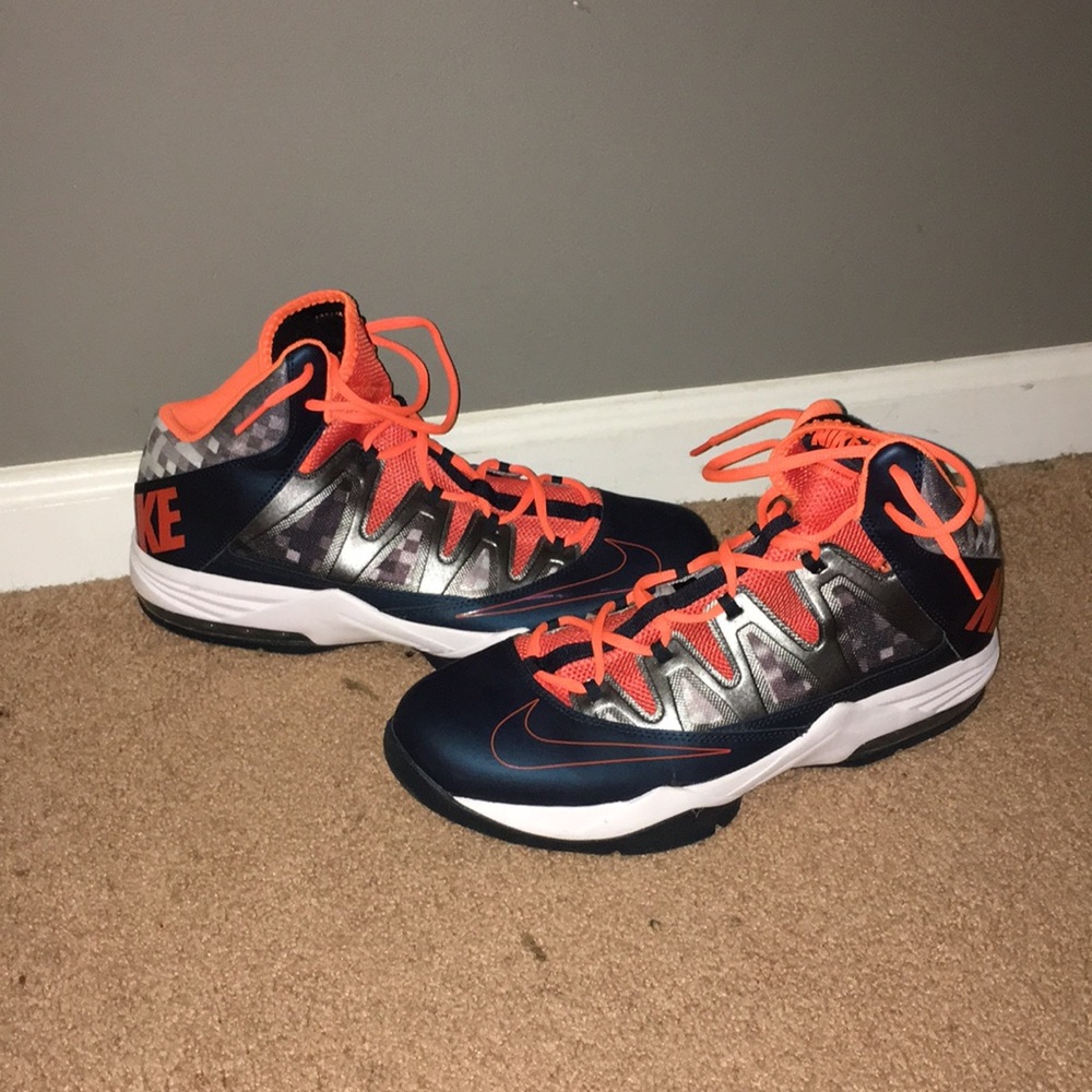 *BRAND NEW* Nike Shoes